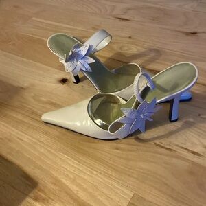 Nine West flower heels